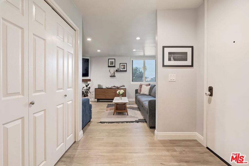 935 Main Street 206