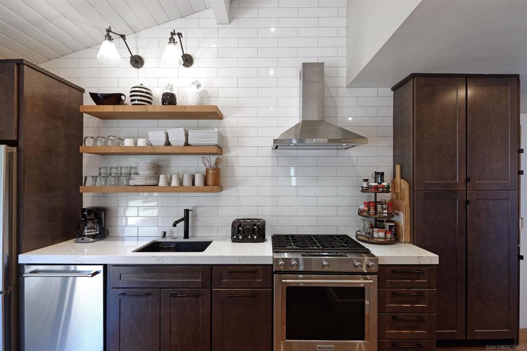 La Jolla - Residential Lease