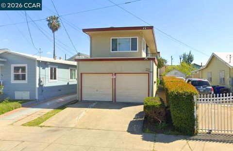 Photo of 1636 101st Avenue Ave, Oakland, CA 94603 (MLS # 41129728)