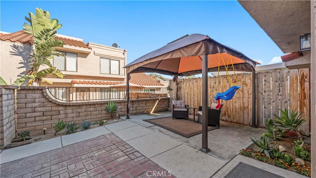9713 La Jolla B