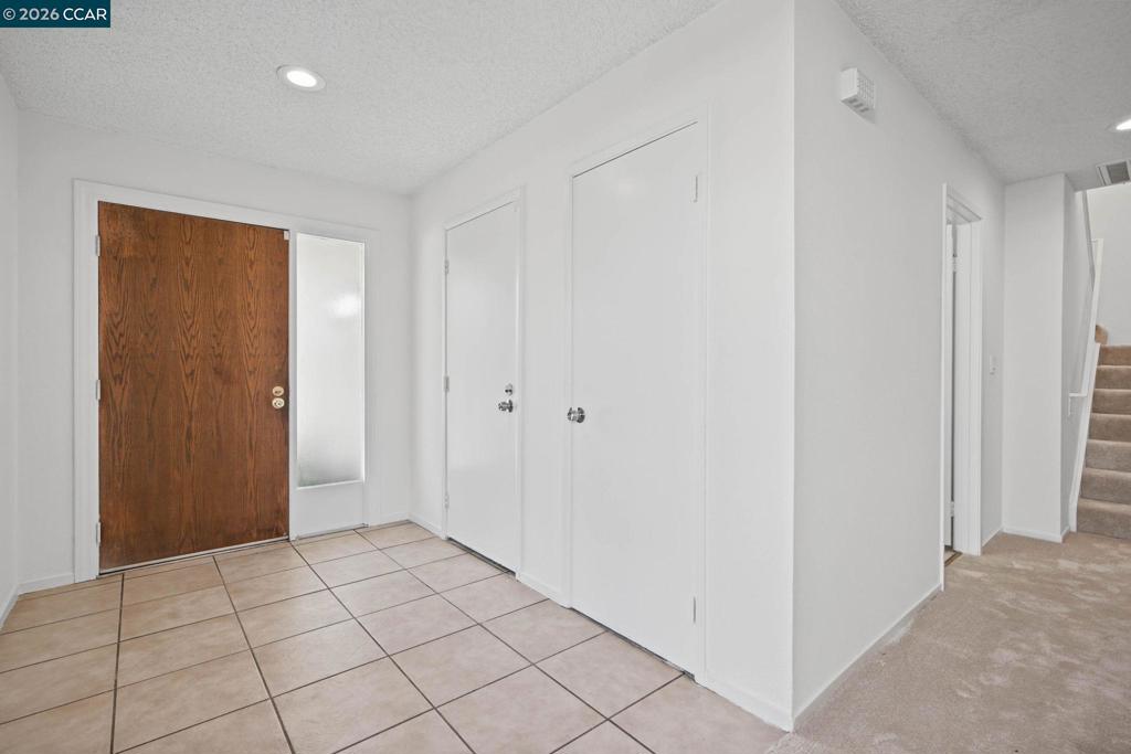 146 Riverway Dr