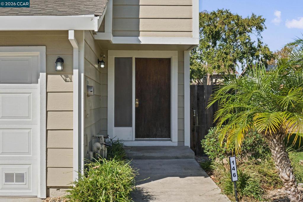 146 Riverway Dr