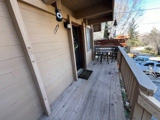 1374 Rock Ridge