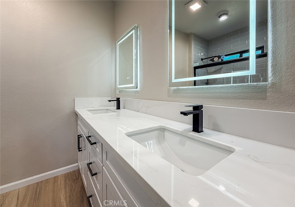 Custom Val Verde (CVVER) - Residential