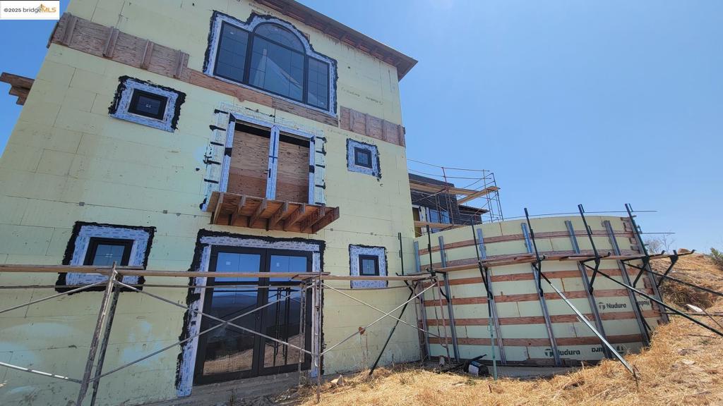 306 Country Club Hts Hts HTS