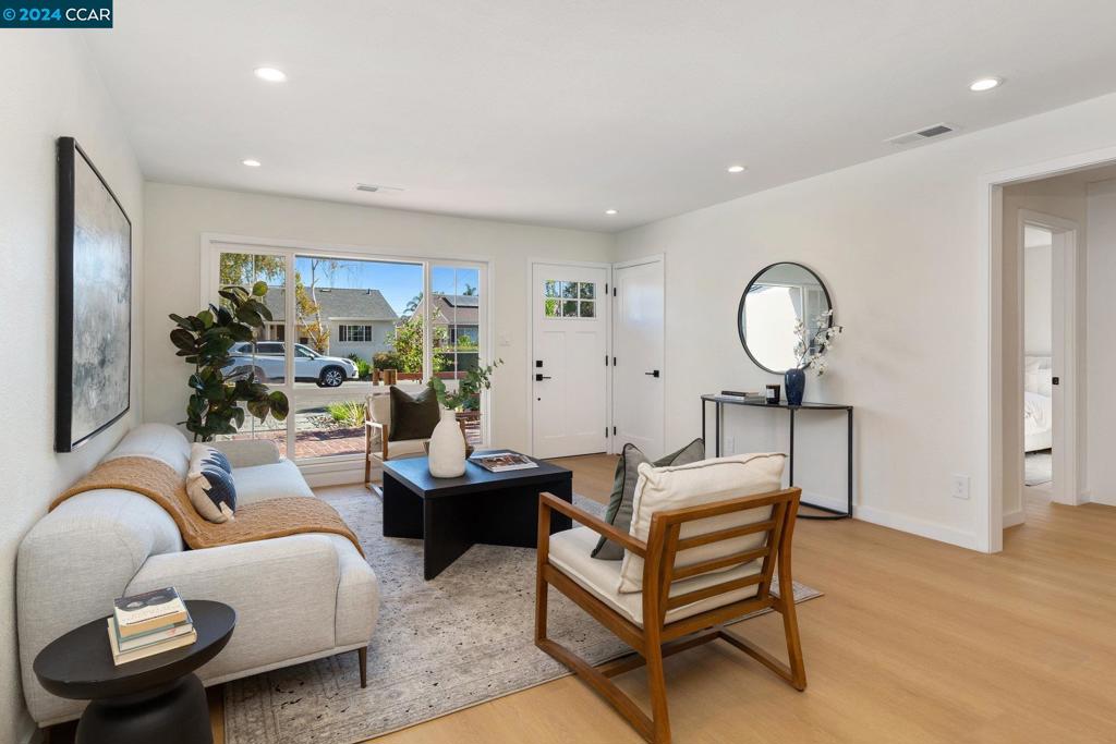 SAN LORENZO VILG - Residential