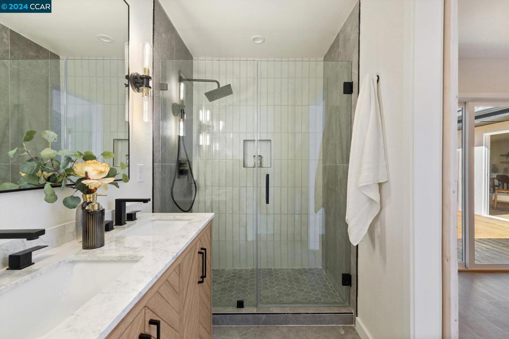 SAN LORENZO VILG - Residential