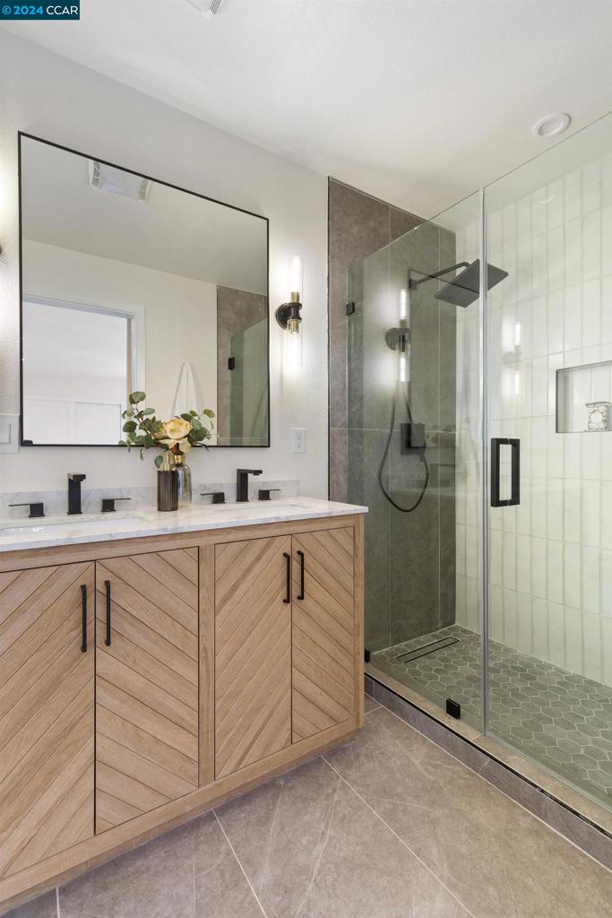 SAN LORENZO VILG - Residential