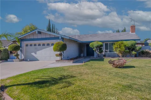 1355 N Orange Avenue, Ontario, CA 91764 - MLS#: DW26025151