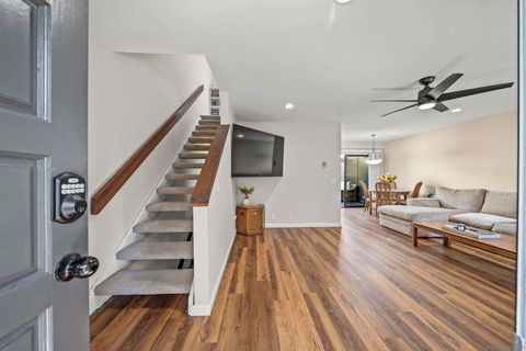 Photo of 6626 Canyon Rim Row #91, San Diego, CA 92111 (MLS # 260005640SD)