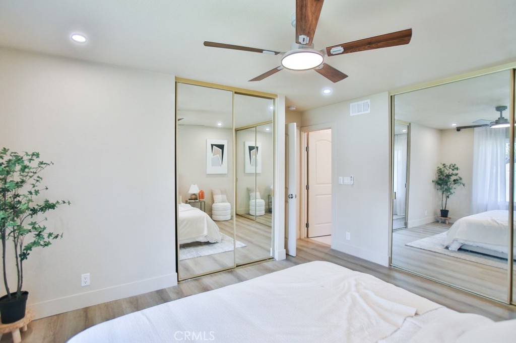 Casa De Laguna (CL) - Residential