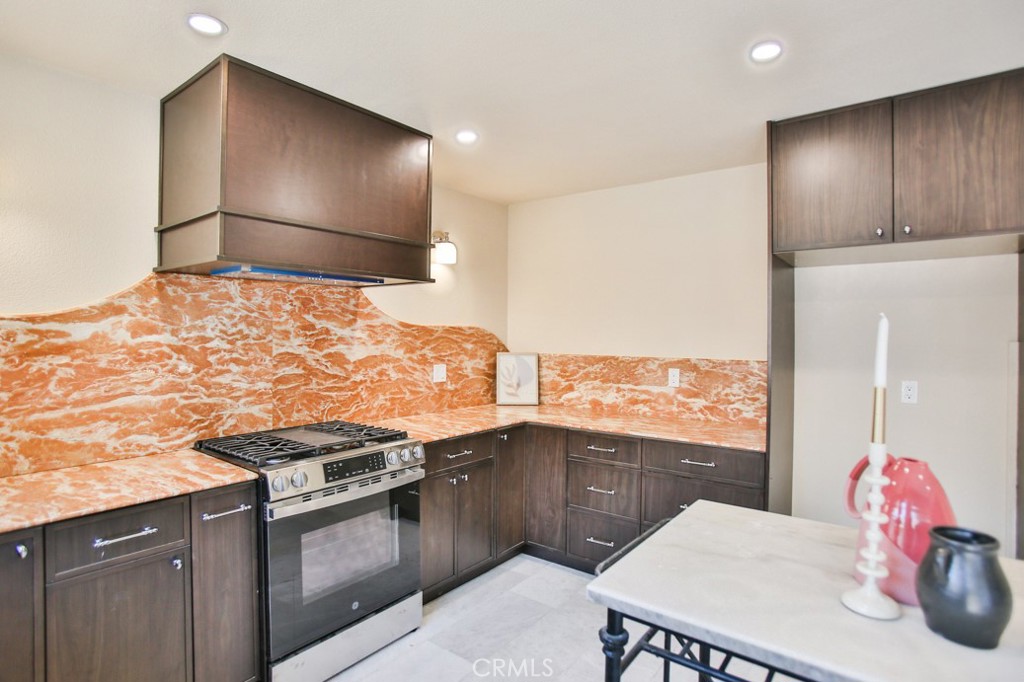 Casa De Laguna (CL) - Residential