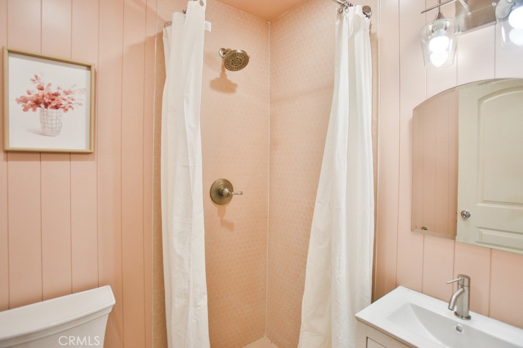 Casa De Laguna (CL) - Residential