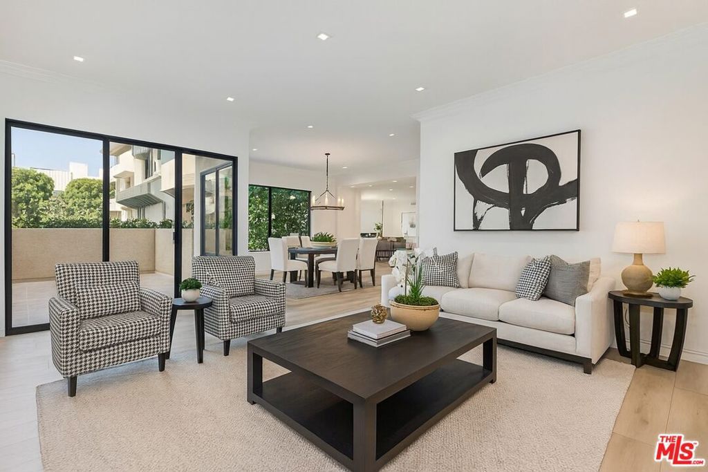Photo of 2264 Century Hl, Los Angeles, CA 90067 (MLS # 25569045)