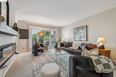 Photo of 3 Captain Dr DR #D406, Emeryville, CA 94608 (MLS # 41134882)