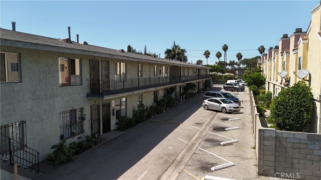 6900 California