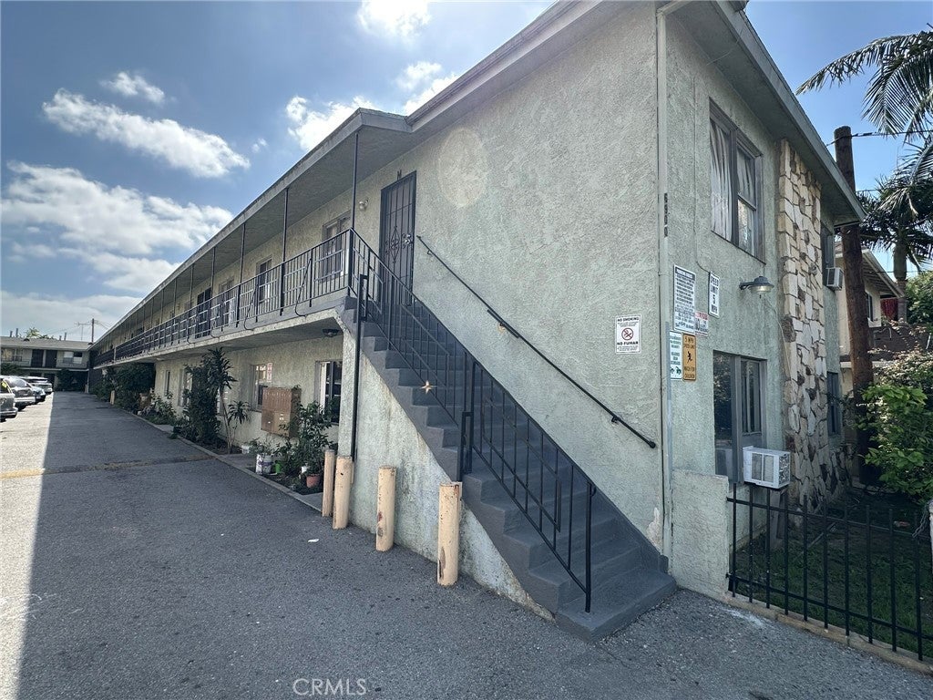 6900 California