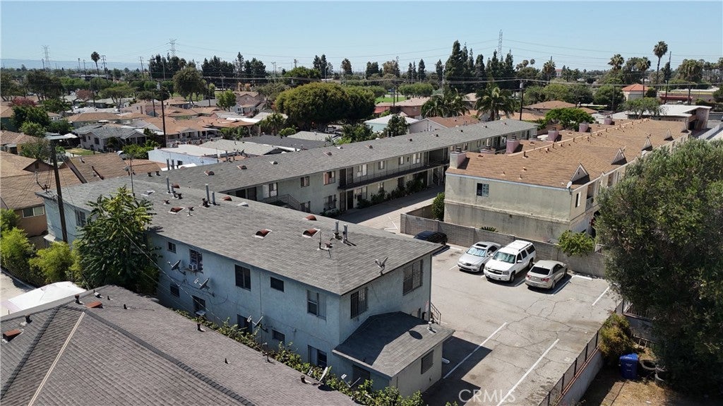 6900 California