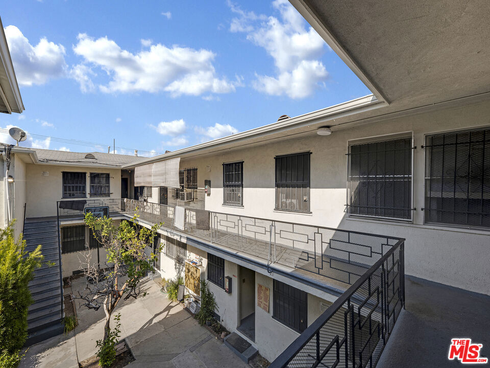 Properties 3 1200 S Citrus Avenue