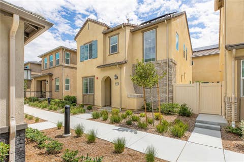 Photo of 32561 Brunello Way, Temecula, CA 92591 (MLS # SW26125291)