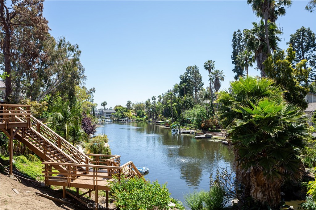 2315 Heather Lane