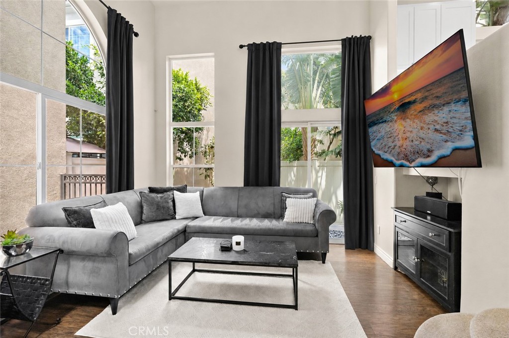 205 Montana del Lago Drive