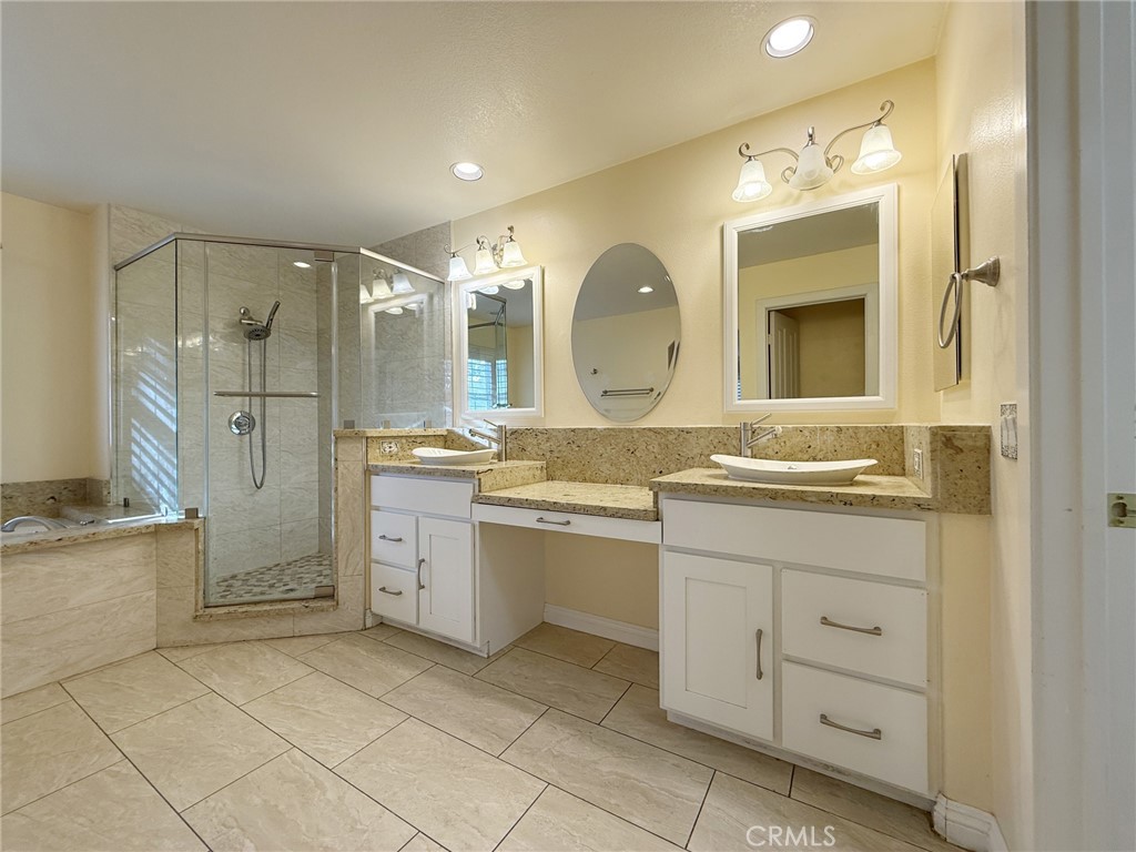 Carlyle at Lanes End (CRLE) - Residential Lease