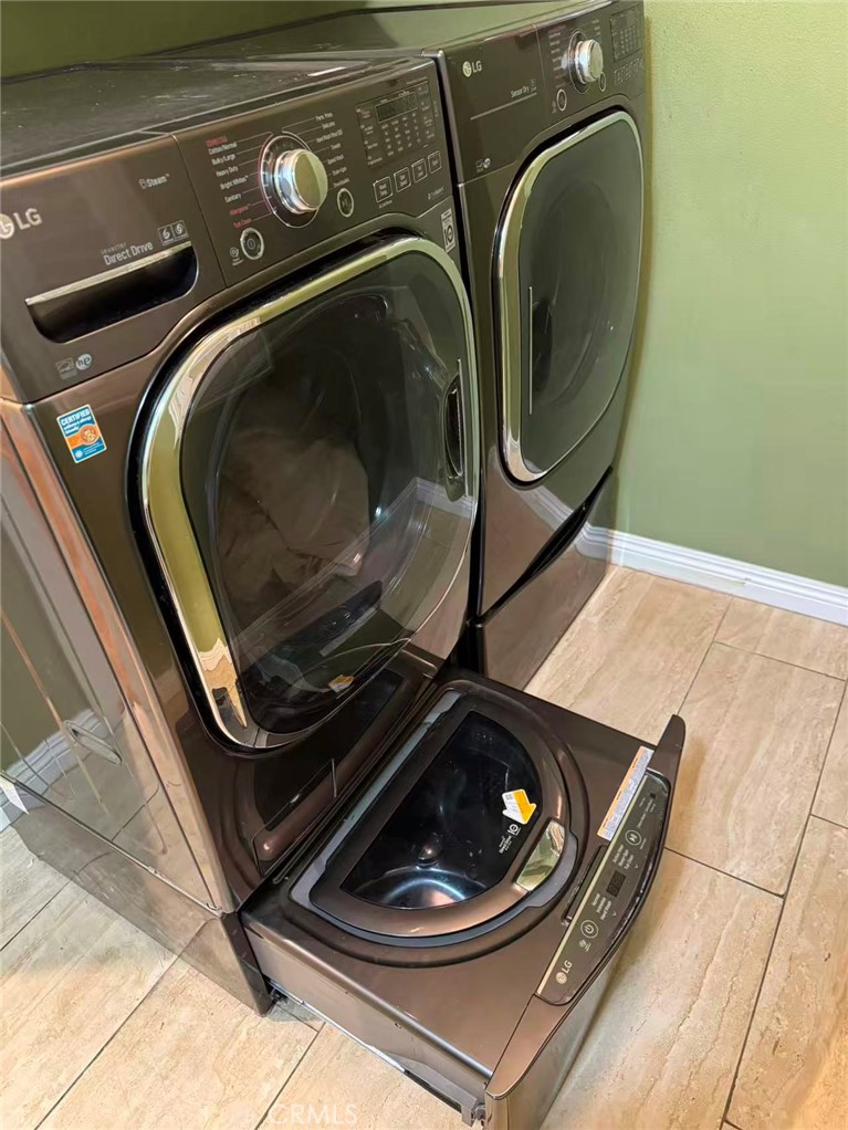 Carlyle at Lanes End (CRLE) - Residential Lease