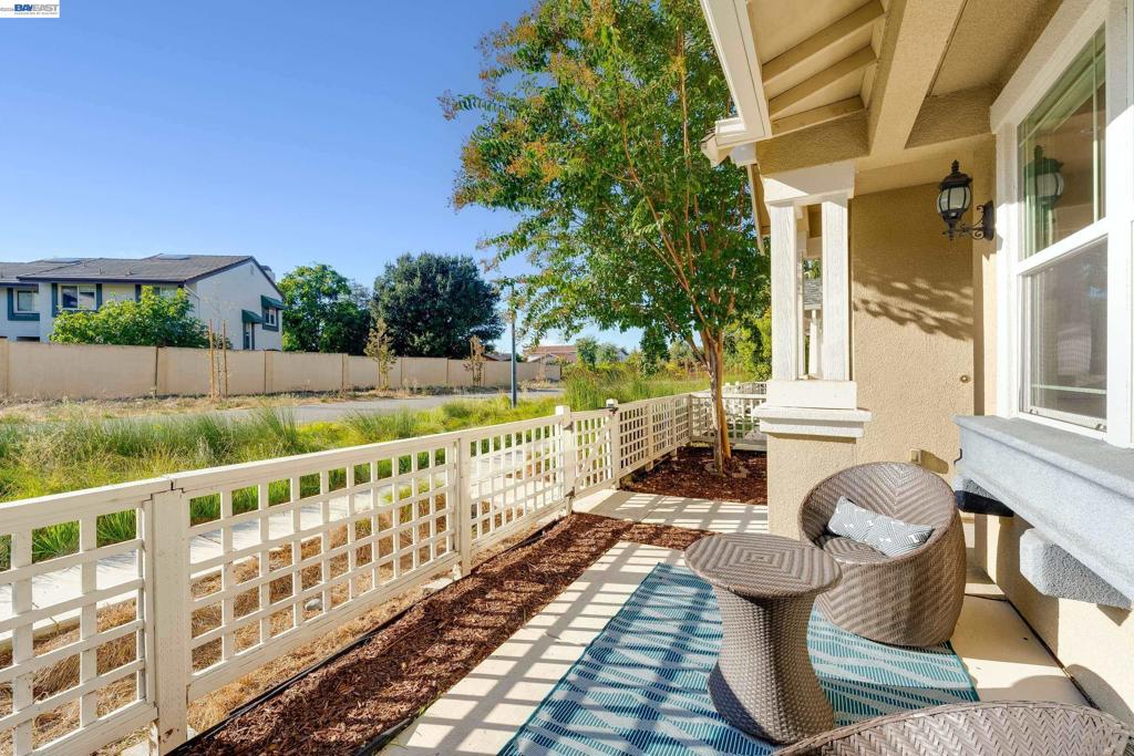 2749 Pismo Terrace