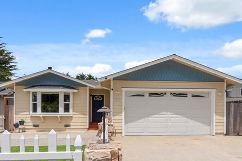 Photo of Moss Beach, CA 94038 (MLS # ML82049143)