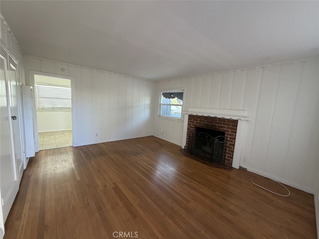 417 Poplar B - C