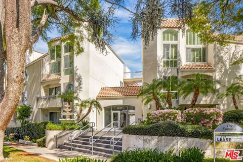 Photo of 4242 Stansbury Avenue #116, Sherman Oaks, CA 91423 (MLS # 26660737)