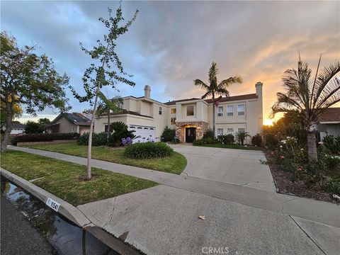 Photo of 11541 Donovan Road, Rossmoor, CA 90720 (MLS # OC26114532)