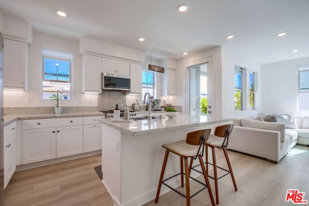 Photo of 1301 Lasso Way #201, Rancho Mission Viejo, CA 92694 (MLS # 25587613)