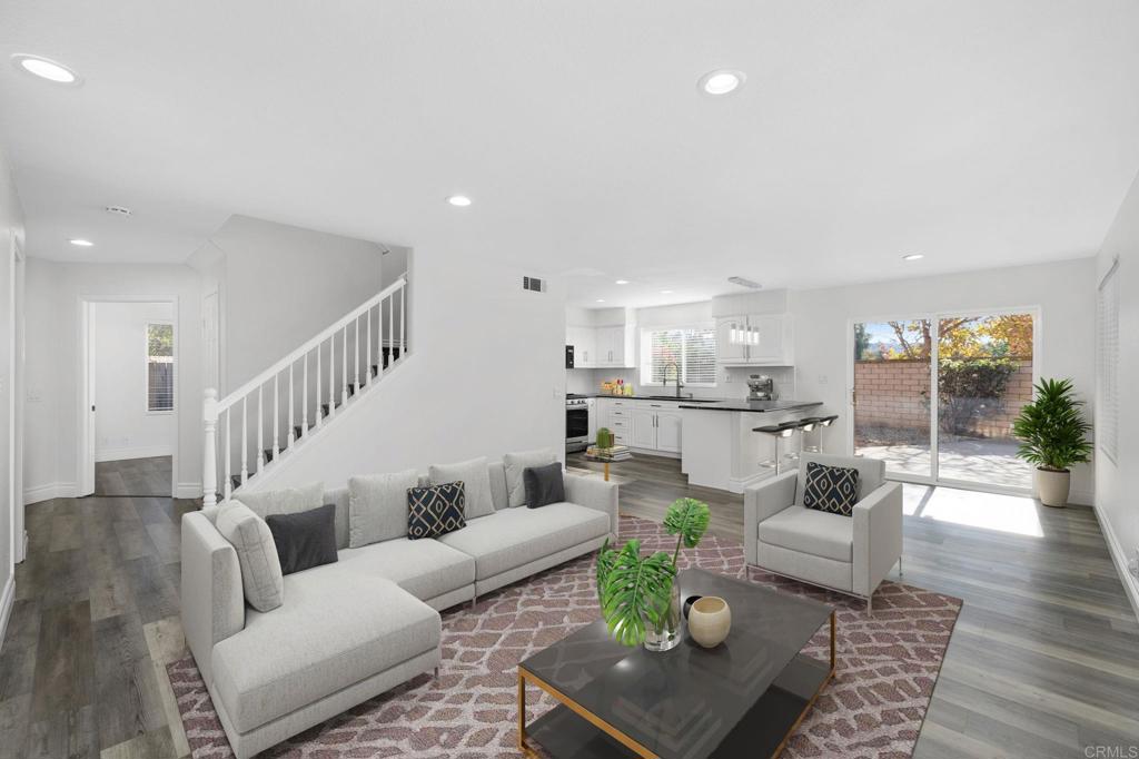 2891 Oakwood Creek Way