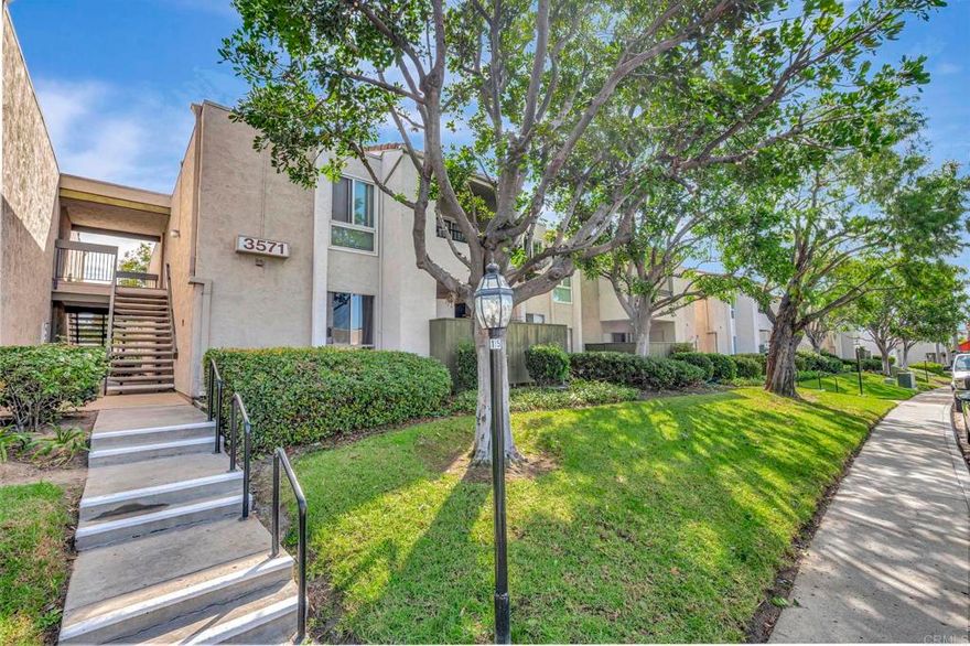 Rare two-bedroom, two-bath upscale executive condominium. Don’t underestimate the added value and practicality that a true second bedroom and bathroom bring — ideal for families or roommates. The second bathroom also enhances long-term value, making future resale or rental significantly easier. Bright, airy, and spacious, with abundant natural light, generous living areas, and beautiful mountain views. Enjoy a private balcony perfect for outdoor living and relaxation. A versatile property with exceptional potential as both a home and an investment.  Centrally located near major hospitals and universities, in an area known for its excellent school systems. Conveniently walkable to restaurants, shops, and more.
