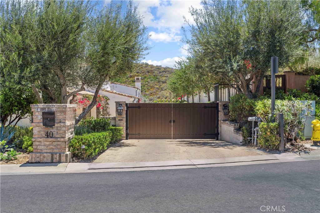 40 Echo Glen