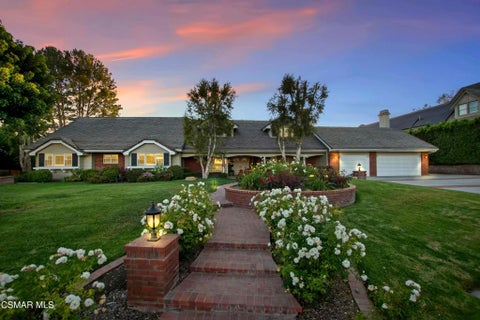 Photo of 2777 Los Pinos Circle, Camarillo, CA 93012 (MLS # 226004638)