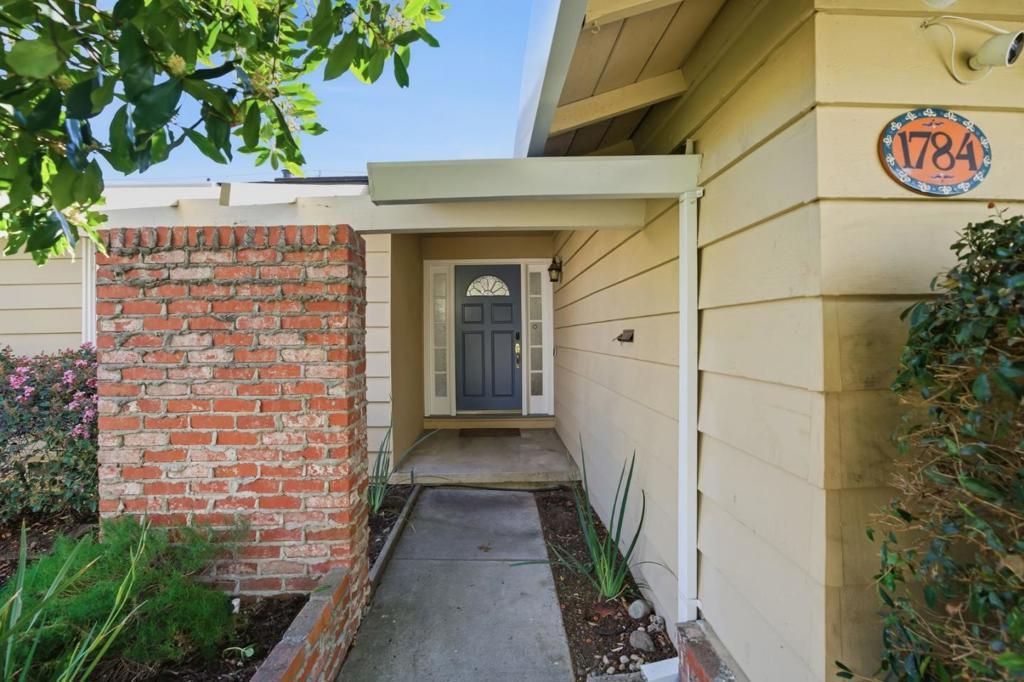 Photo of 1784 Kimberly Drive, Sunnyvale, CA 94087 (MLS # ML82036999)