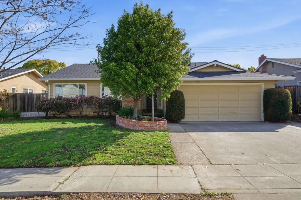 Photo of 1784 Kimberly Drive, Sunnyvale, CA 94087 (MLS # ML82036999)