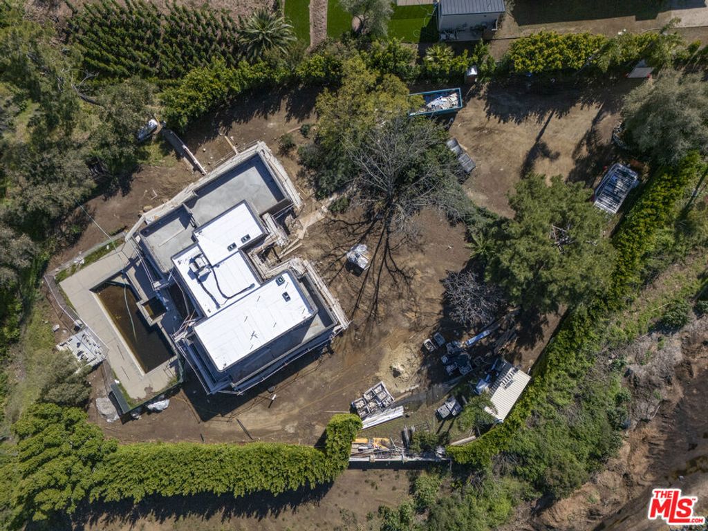 Photo of 1720 Lechusa Road, Malibu, CA 90265 (MLS # 26662153)