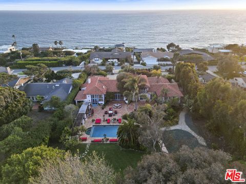 Photo of 7332 Birdview Avenue, Malibu, CA 90265 (MLS # 26637469)
