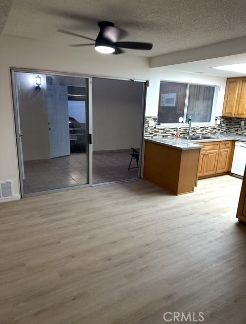 Monticello Townhomes (MONT) - Residential Lease