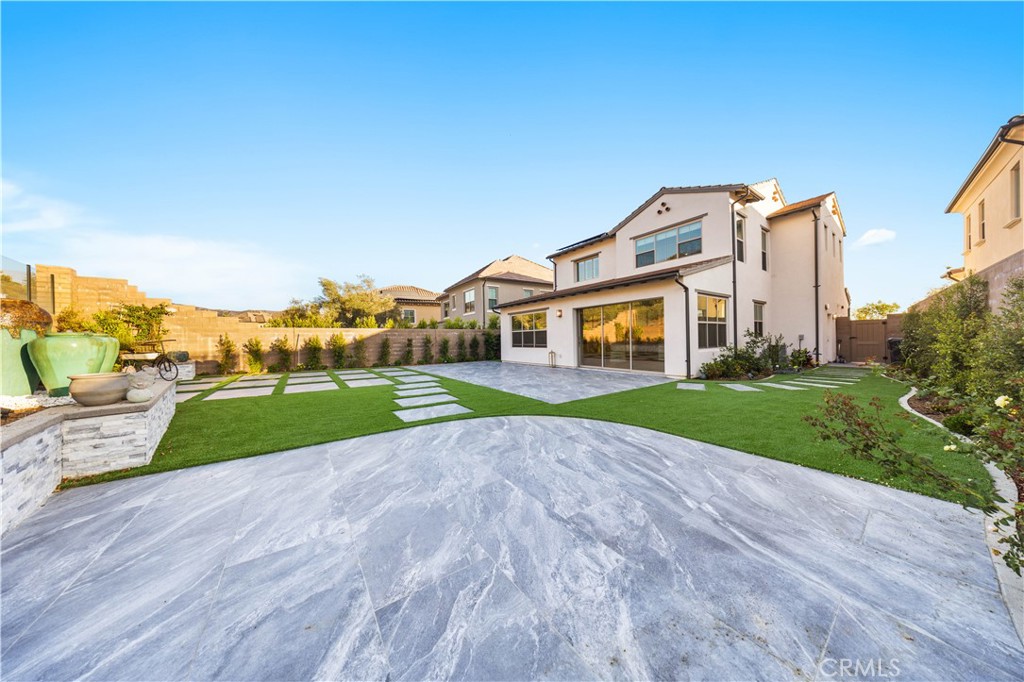 Fresco - Residential Lease