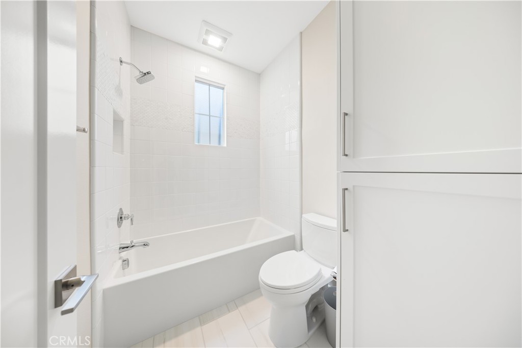 Fresco - Residential Lease