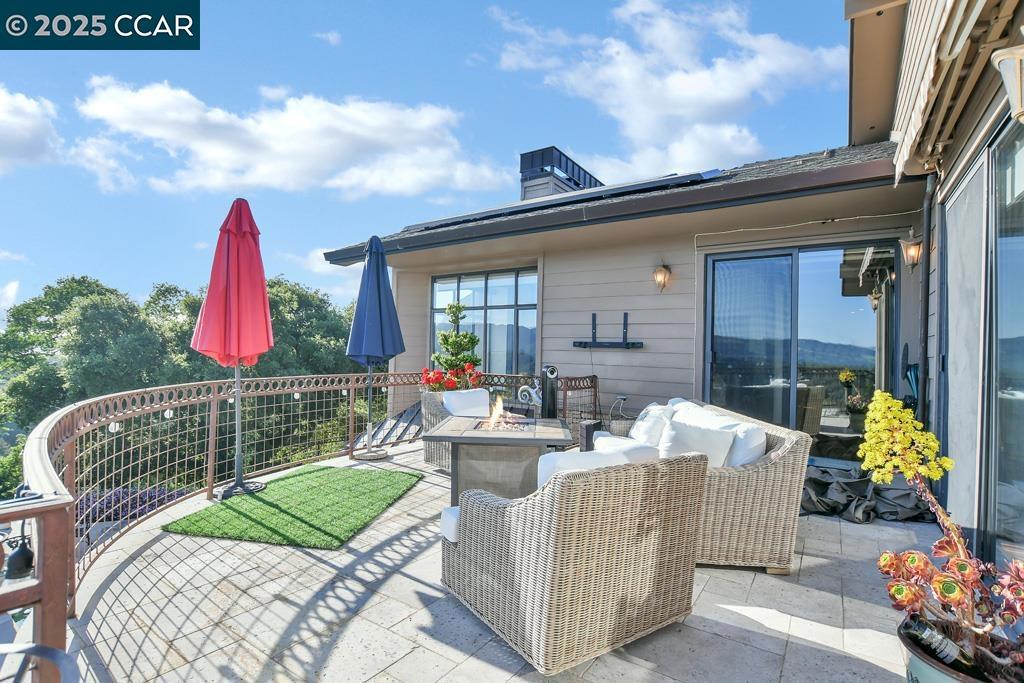 ROUNDHILL ESTATE - Residential