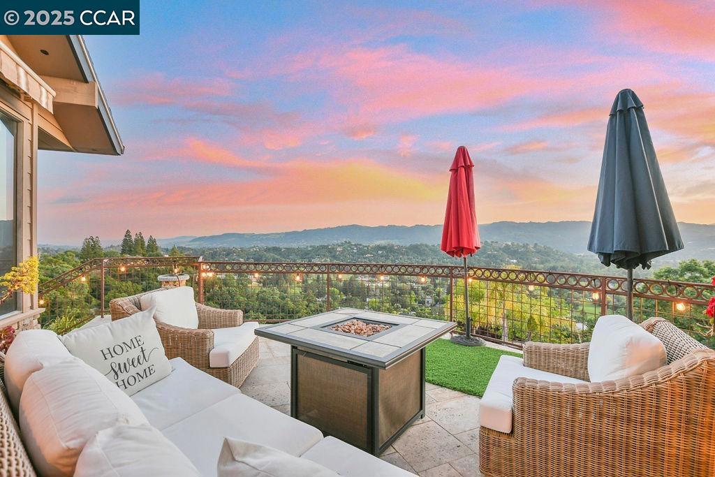 ROUNDHILL ESTATE - Residential