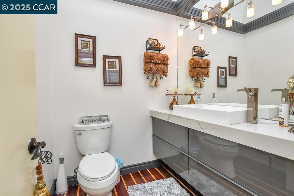 ROUNDHILL ESTATE - Residential