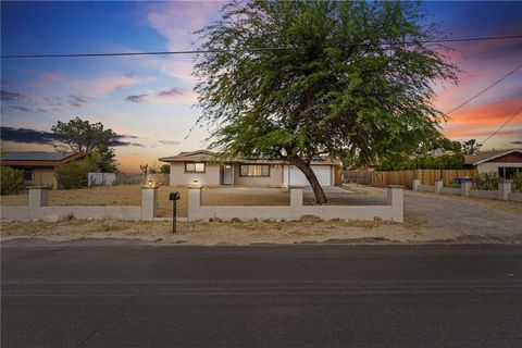 Photo of 7115 Rubidoux Avenue, Yucca Valley, CA 92284 (MLS # IV25137439) Photo of 7115 Rubidoux Avenue, Yucca Valley, CA 92284 (MLS # IV25137439)