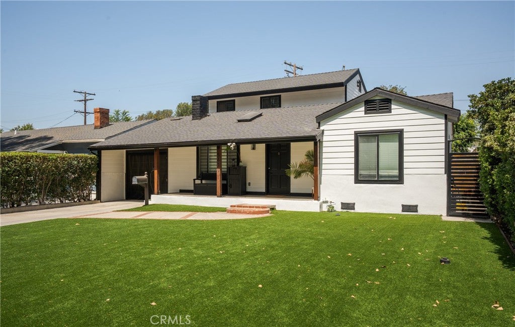 541 Davis